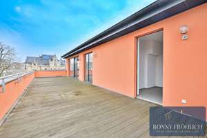 echtes Penthouse in Chemnitz, Aufzug, Dachterrasse, Stellplatz, Luxusausstattung neben dem Theater