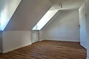 Ab sofort: Dachgeschosswohnung am Kanal - Nymphenburg von seiner schönsten Seite – Die vollständige Adresse der Immobilie erhältst du vom Anbieter., 80639 Nymphenburg, München – Vorschaubild 3