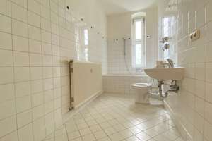 2-Zimmer Altbau in ruhiger Lage ! – Pettenkoferstraße 6, 10247 Friedrichshain, Berlin – Vorschaubild 4