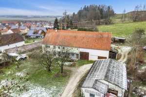 Idyllischer Bauernhof mit Potential: Ihr Traum vom Landleben wird wahr! – Neu-Ulm (Kreis) – Vorschaubild 9