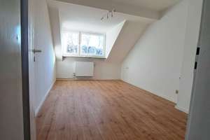 Gut geschnittene DG- Maisonette- Whg. mit 53+15 qm* – 40237 Düsseltal, Düsseldorf – Vorschaubild 2