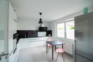 Greifen Sie zu! Top saniertes Einfamilienhaus mit großem Grundstück und Garage – Bad Dürkheim (Kreis) – Vorschaubild 4