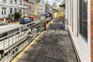 Mehrfamilienhaus mit Garten – Souterrain vermietet, Hochparterre und Dachgeschoss frei verfügbar – Die vollständige Adresse der Immobilie erhältst du vom Anbieter., 28199 Hohentor, Bremen – Vorschaubild 6