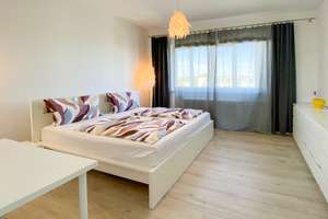 Befristet zu Vermieten: Helle 2-Zimmer Dachgeschosswohnung mit Balkon in Charlottenburg – Die vollständige Adresse der Immobilie erhältst du vom Anbieter., 10585 Charlottenburg, Berlin – Vorschaubild 3