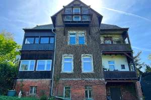 Charmantes Mehrfamilienhaus mit Gartengrundstück, herrlichem Ausblick und Entwicklungspotenzial – Die vollständige Adresse der Immobilie erhältst du vom Anbieter., 1156 Cossebaude, Dresden – Vorschaubild 2