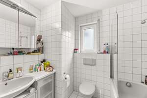 3-ZI-ETW mit Balkon + TG - frei ab Jahreswechsel – Die vollständige Adresse der Immobilie erhältst du vom Anbieter., 70329 Hedelfingen (Ortsteil), Stuttgart – Vorschaubild 9