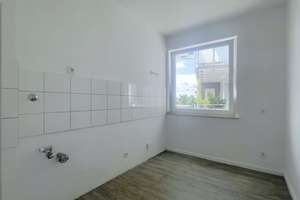 Moderne 2-Zimmer-Wohnung mit Fußbodenheizung und Einbauküche – ideal für Singles oder Paare – Eckenerstraße 2, 40468 Unterrath, Düsseldorf – Vorschaubild 4