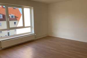 Ihre neue Wohnung: frisch renovierte 2,5-Zimmer-Wohnung, sofort anmietbar! – Grünewaldstr. 16, 23564 Lübeck – Vorschaubild 6