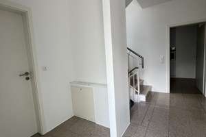 Geräumiges Haus  für Ihre Familie – Die vollständige Adresse der Immobilie erhältst du vom Anbieter., 65207 Auringen, Wiesbaden – Vorschaubild 6