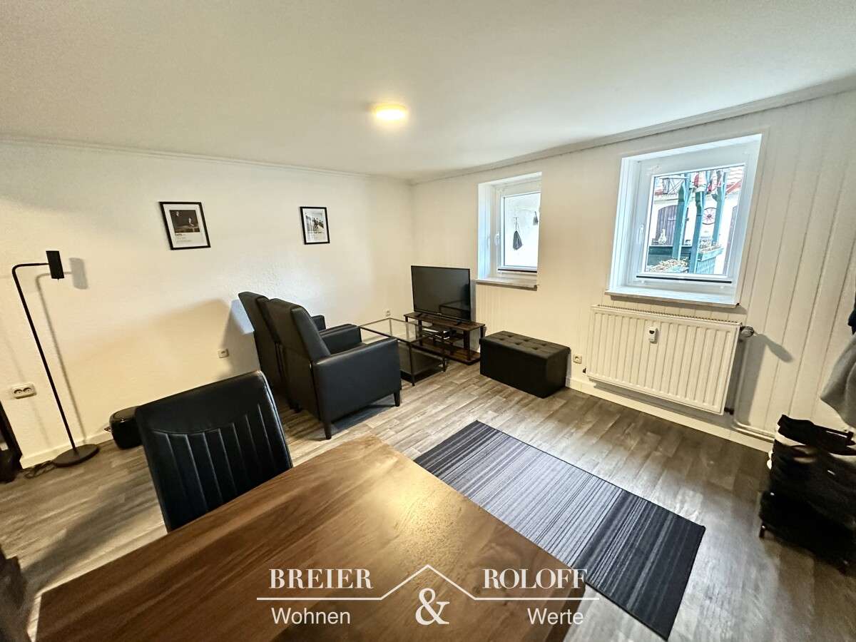 Immobilie in Bückeburg - Dreiparteienhaus in Innenstadtlage von Bückeburg - Bild 1