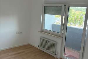 Neu renovierte 2-Zimmer-Wohnung mit Balkon, Aufzug & Tiefgaragenstellplatz – Top-Lage am Trappensee  – Die vollständige Adresse der Immobilie erhältst du vom Anbieter., 74074 Heilbronn, Heilbronn – Vorschaubild 4