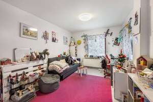 Property thumbnail 8