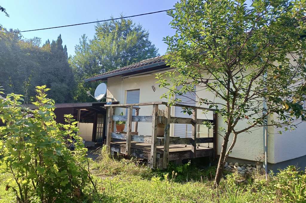 Immobilie in Großerlach - Charmantes Wochenendhaus im Grünen mit Garten, gepflegt, liebevoll hergerichtet und einzugsbereit - Bild 2