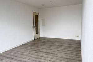 Helle 1-Zimmer Wohnung im 5. OG mit Aufzug in Magdeburg-Stadtfeld Ost – Olvenstedter Straße 52, 39108 Stadtfeld Ost, Magdeburg – Vorschaubild 2