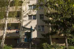 3 Zimmer Wohnung mit Balkon – Golliner Straße 46, 12689 Berlin – Vorschaubild 2