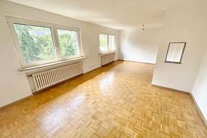 Schöne 2,5-Zimmer-Wohnung mit Dusche und Badewanne!
