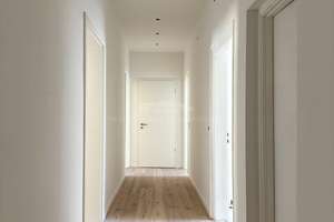 Helle 4-Zimmer-Altbauwohnung mit Balkon in Neuhausen – Die vollständige Adresse der Immobilie erhältst du vom Anbieter., 80634 Neuhausen, München – Vorschaubild 14