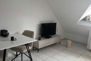 Schöne 2-Zimmer-Dachgeschosswohnung mit Balkon in bester Lage – Flößerweg 65, 55252 Mainz-Kastel, Wiesbaden – Vorschaubild 5