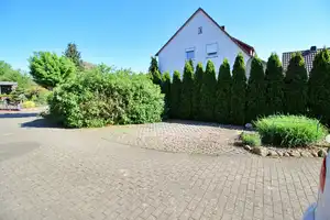 Wohnidyll - Dreifamilienhaus  mit verbundenem Bungalow & traumhaftem Garten - Anlage - Seckenhausen – Diepholz (Kreis) – Vorschaubild 38