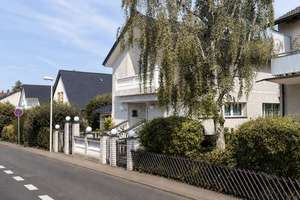 Schönes Einfamilienhaus in guter Lage von Bonn-Duisdorf – Die vollständige Adresse der Immobilie erhältst du vom Anbieter., 53123 Duisdorf, Bonn – Vorschaubild 3