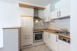 Helle 2-Zimmer-Etagenwohnung mit Balkon, EBK und TG-Stellplatz in günstiger Lage von Untertürkheim – Die vollständige Adresse der Immobilie erhältst du vom Anbieter., 70327 Flohberg, Stuttgart – Vorschaubild 9