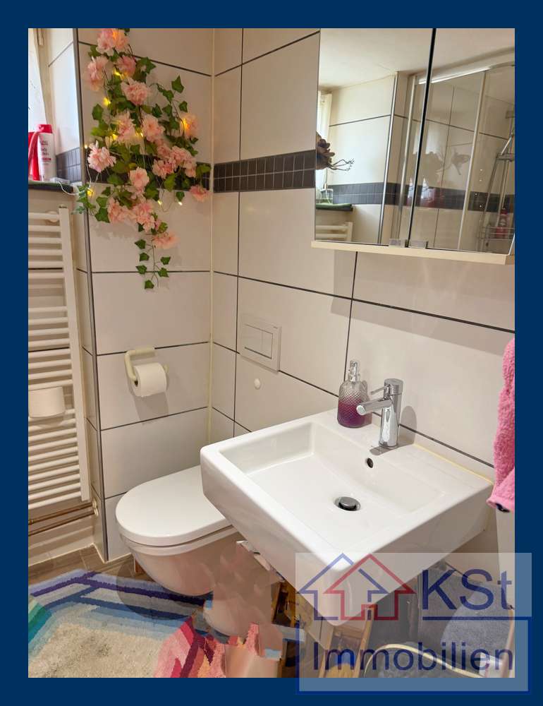 Immobilie in Lützen - Kernsanierte Idylle in Lösau: Ihr gepflegtes Eigenheim mit Garten, Teich & Garage – Mietfrei wohnen! - Bild 1