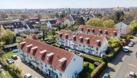 Bild von Modernes Townhouse für die ganze Familie in Frankfurt – viel Platz & beste Lage beim MTZ