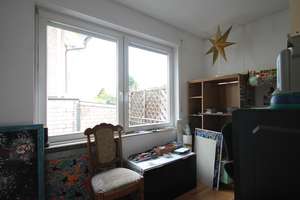 Vermiete 3-Zi.-Wohnung mit großer Terrasse & Gartenanteil – inkl. Garage & Kamin im Norden Kölns – Die vollständige Adresse der Immobilie erhältst du vom Anbieter., 50765 Volkhoven/Weiler, Köln – Vorschaubild 4