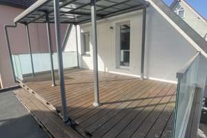 Einfamilienhaus + Garage mit 5 Zimmern in Stuttgart Untertürkheim