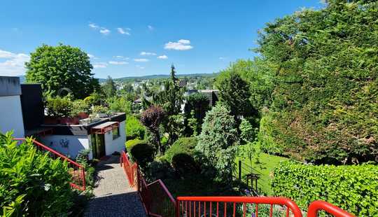 Bild von Einfamilienhaus in Villenlage mit Fernblick – Nähe Kurpark – Ruhige Wohnanlage