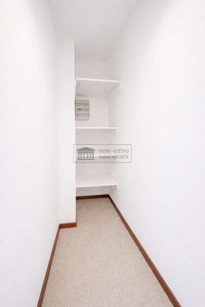 Immobilie in Quickborn - BEZUGSFREI ! Ideale 2-Zimmer-Wohnung - Bild 4