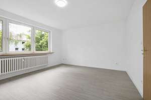 Bremen-Burgdamm/Burglesum | Renovierte 3 Zi.-Wohnung mit Balkon im 1.OG - provisionsfrei! – Die vollständige Adresse der Immobilie erhältst du vom Anbieter., 28719 Burgdamm, Bremen – Vorschaubild 5
