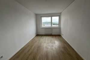 4 Zimmer mit Balkon - keine WBS Vermietung – Cecilienstraße 189, 12683 Berlin – Vorschaubild 7