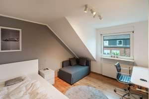 Moderne 4,5-Zimmer-Maisonettewohnung mit Galerie, Designbädern und traumhaftem Weitblick – Böckenhoffstraße 11, 46236 Stadtmitte, Bottrop – Vorschaubild 10