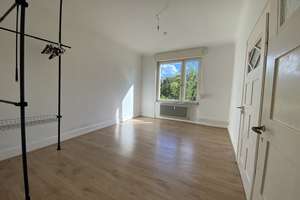 ** Wohnen in Pforzheim - Helle 4-Zimmer Altbauwohnung mit Loggia! ** – Hohenzollernstr. 98, 75177 Nordstadt, Pforzheim – Vorschaubild 8
