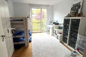Großzügig geschnittene 4-Zimmer-Wohnung mit Balkon und Aussicht! – Hauberrisser Straße 15, 65189 Südost, Wiesbaden – Vorschaubild 7