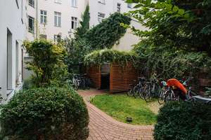 Altbau-Charme im Prenzlauer Berg - helle 2-Zimmerwohnung nahe Kollwitzplatz – Esmarchstraße 8, 10407 Prenzlauer Berg, Berlin – Vorschaubild 13