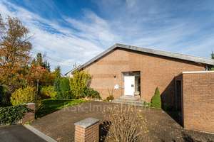 Schöner Bungalow in privater Sackgasse von Königswinter Stieldorf! – Die vollständige Adresse der Immobilie erhältst du vom Anbieter., 53639 Königswinter – Vorschaubild 1
