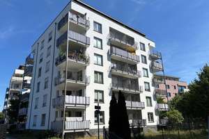 Einziehen und Wohlfühlen: Moderne 3-Zimmer-Wohnung mit zwei Balkonen, Klimaanlage und TG-Platz