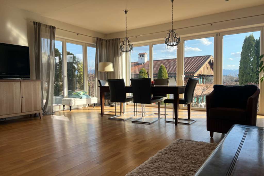 Immobilie in Penzberg - Doppelhaushälfte in Wölfl -
Großzügiges Wohnen in zentraler Lage von Penzberg - Bild 3