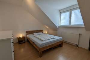 Schön 3-Zimmer-Dachgeschosswohnung in Ruhiger Lage mit PKW-Tiefgaragenstellplatz – 33102 Kernstadt, Paderborn – Vorschaubild 5