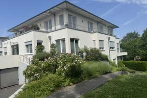 Stilvolles Penthouse  im Grünen mit umlaufender Terrasse und TG-Stellplatz – Vittinghoffstraße 27, 45134 Stadtwald, Essen – Vorschaubild 2