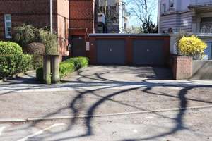 Prestige in St. Jürgen: Klassisches Mehrfamilienhaus in begehrter Lage von Lübeck! OTTO STÖBEN! – Die vollständige Adresse der Immobilie erhältst du vom Anbieter., 23564 Sankt Jürgen, Lübeck – Vorschaubild 2