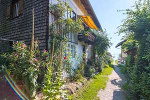 Fraueninsel - Fischerhaus mit eigenem Seeufer, Bootsanleger, Bootshaus und Außenboje – Die vollständige Adresse der Immobilie erhältst du vom Anbieter., 83256 Chiemsee – Vorschaubild 3