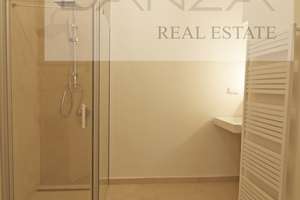 Im Wrangel-Kiez! Bezugsfreie und sanierte Altbau-Wohnung – Die vollständige Adresse der Immobilie erhältst du vom Anbieter., 10997 Kreuzberg, Berlin – Vorschaubild 8