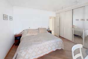 Exklusive, wunderbar ruhig gelegene Wohnung in unmittelbarer Rheinnähe, traumhafter Südwest-Garten – Orsoyer Str. 6, 40474 Düsseldorf – Vorschaubild 15