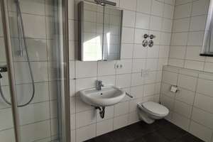Schöne, neuwertige 1-Zimmer Wohnung mit S/W Dachterrasse und EBK in Ingolstadt – Goethestraße 23, 85055 Nordost, Ingolstadt – Vorschaubild 5