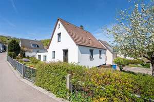 Stilvoll kernsaniertes Einfamilienhaus mit Anbau, Garten & Top-Lage nahe ZEISS – Die vollständige Adresse der Immobilie erhältst du vom Anbieter., 73447 Oberkochen – Vorschaubild 2