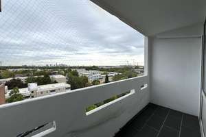 Bezugsfertig mit Skylineblick – renoviertes 1-Zimmer-Apartment in Frankfurt Nied – 65934 Nied, Frankfurt am Main – Vorschaubild 7