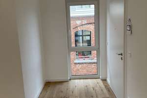 Penthouse Wohnung mit großem Balkon und Aussicht, Parkett, Fußbodenheizung, Aufzug – Schöne Aussicht 27, 42369 Ronsdorf, Wuppertal – Vorschaubild 10